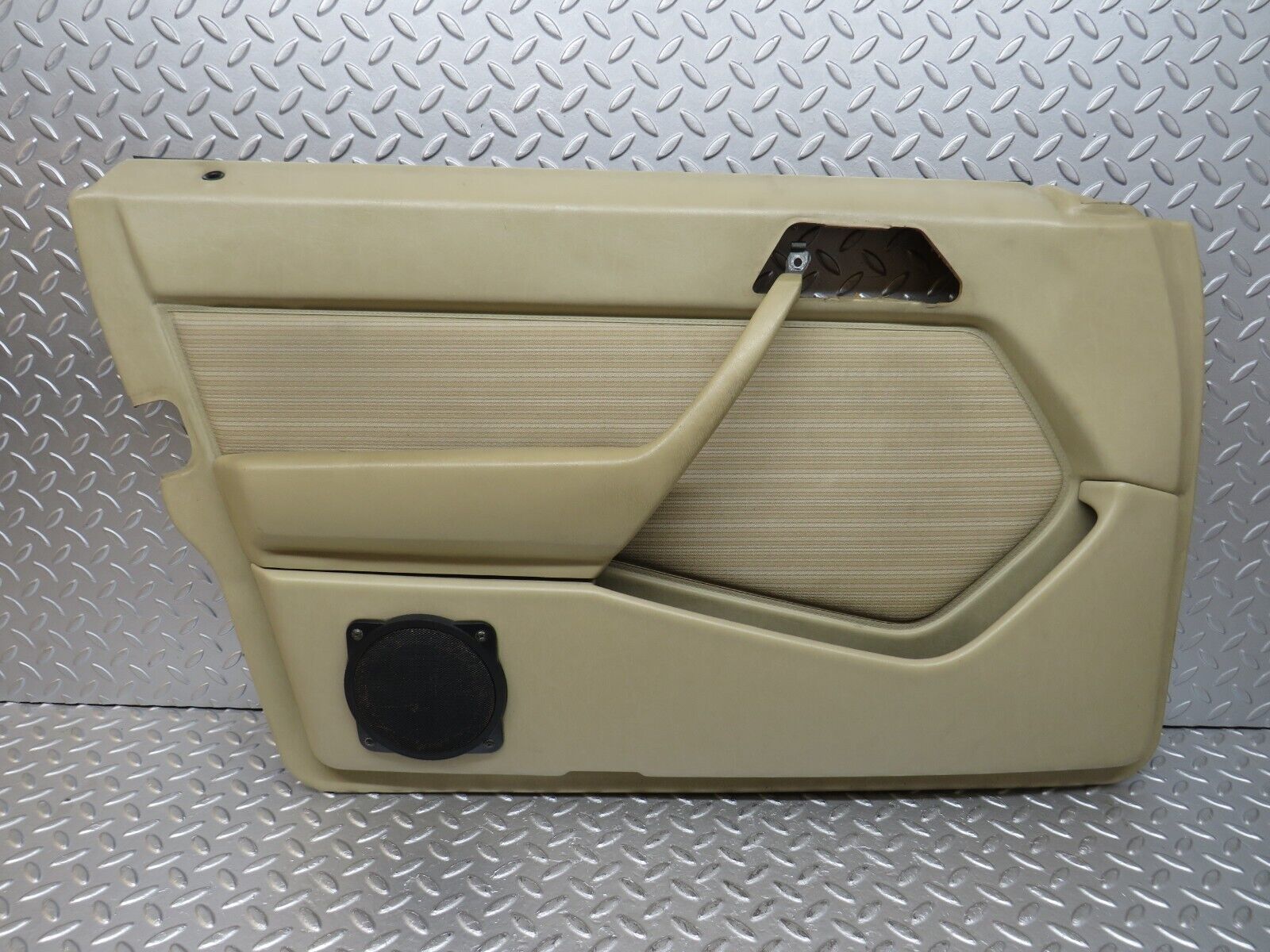33923 Mercedes-Benz W124 260E Front Left Door Card