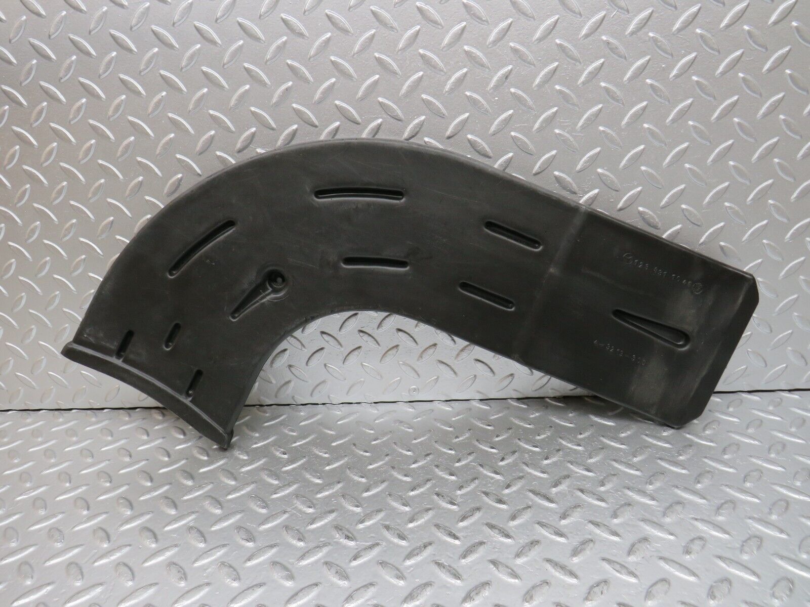 0491 Mercedes-Benz W123 230E Air Duct Heater Ventilation Right 1238311046