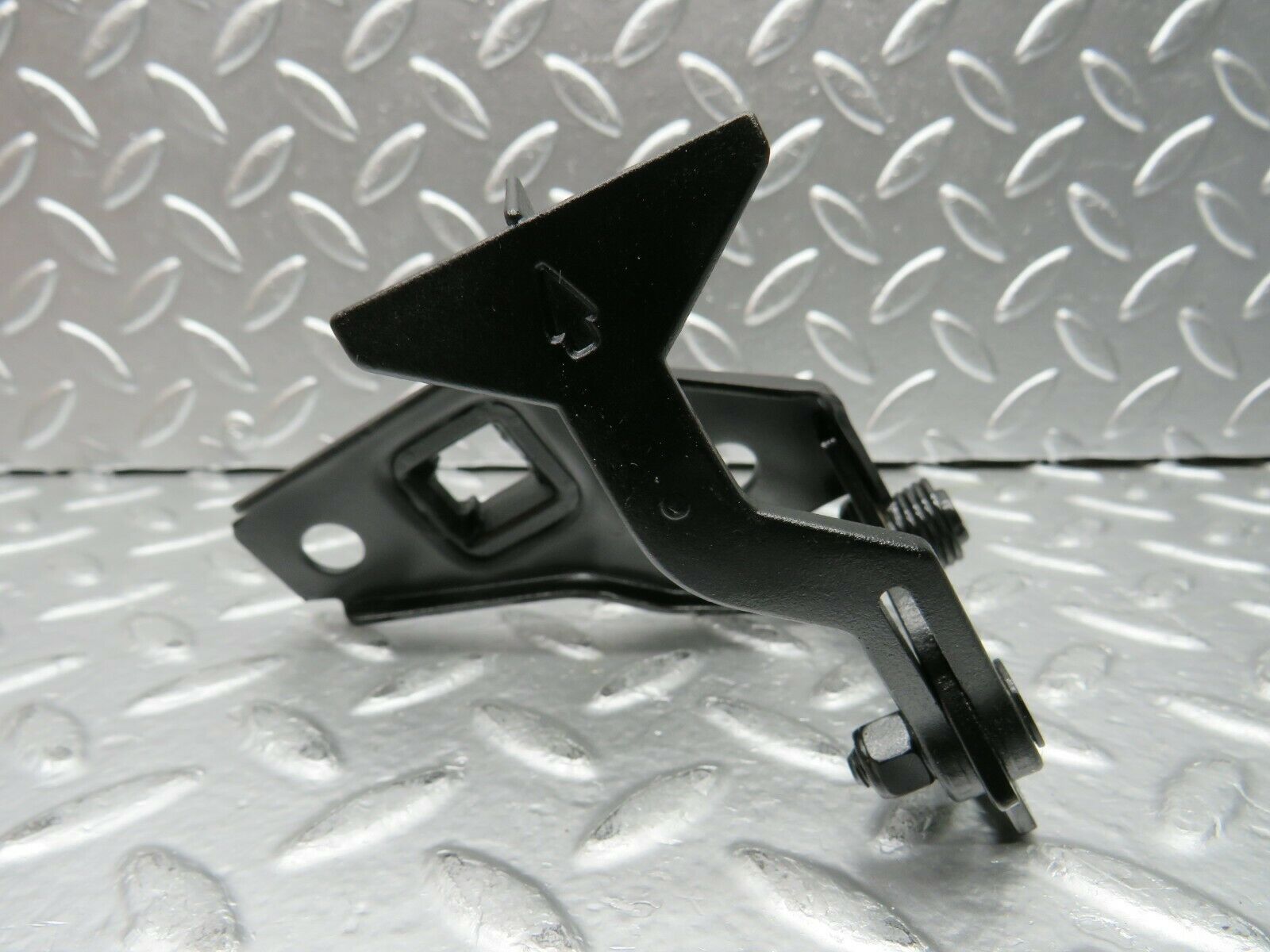 22614 Mercedes-Benz C124 E220 Coupe Bonnet Release Latch 1248800360