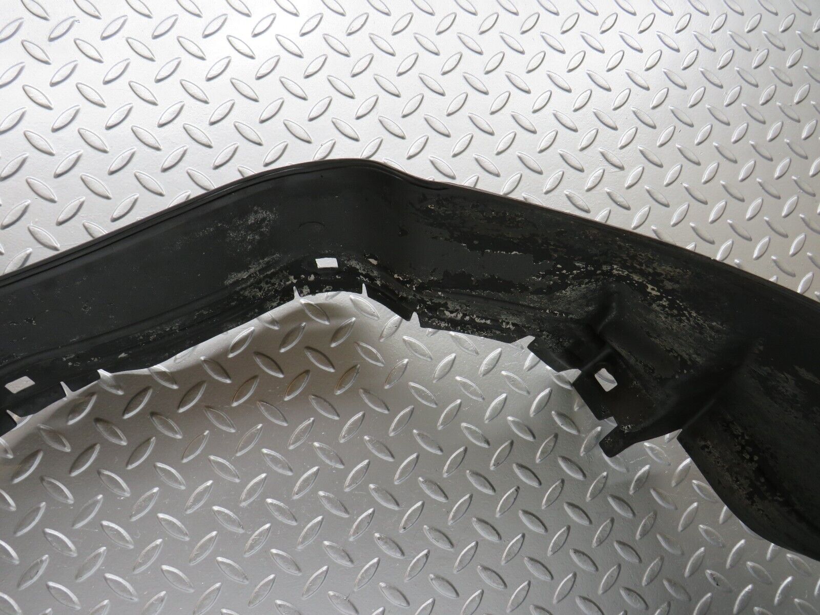 30238 Mercedes-Benz W124 230E Front Left Inner Fender Wing Splash Guard 1248840735