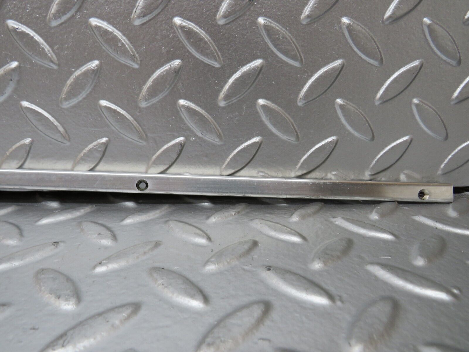 25804 Mercedes-Benz W124 280E Sunroof Chrome Trim