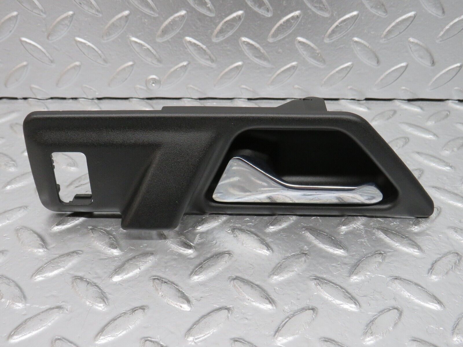 32445 Mercedes-Benz S124 300TE Rear Left Interior Door Handle 1247600161