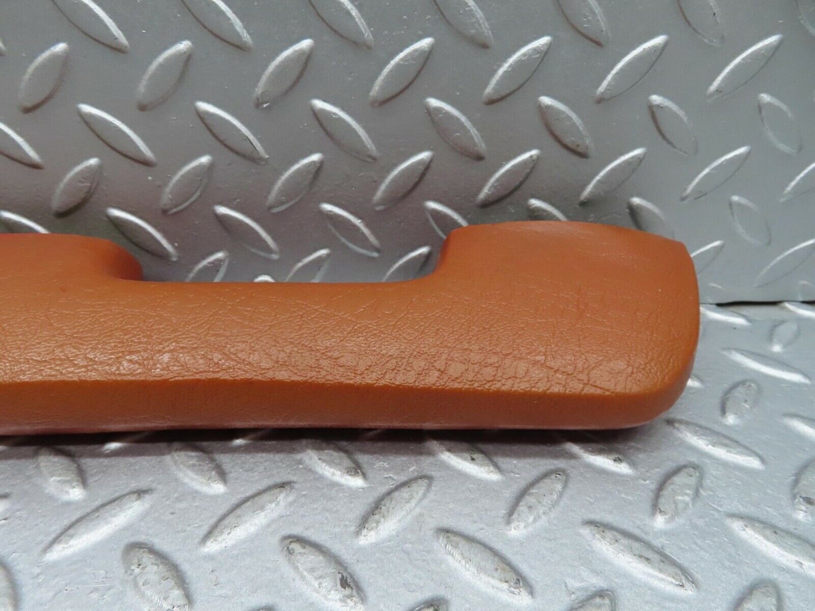 12252 Mercedes-Benz W108 280SE 3.5 Interior Door Handle Right Red