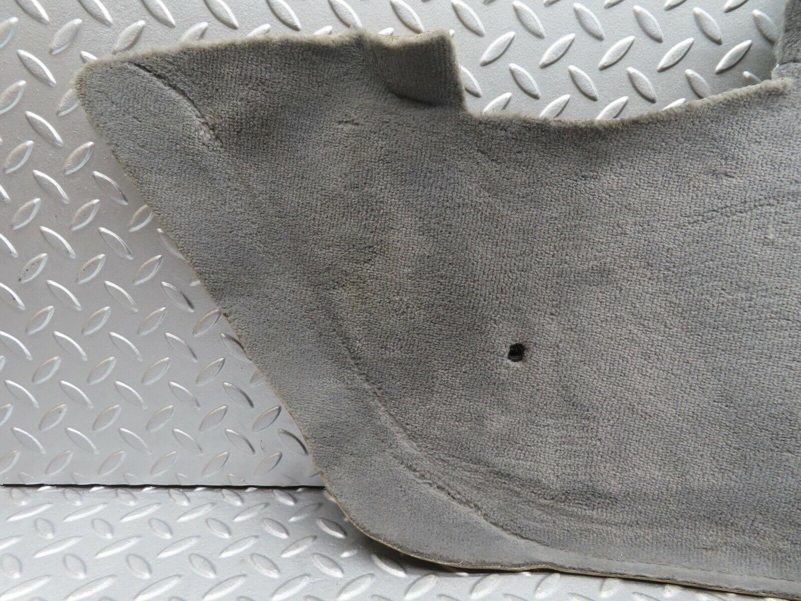 16524 Mercedes-Benz W124 260E Centre Console Carpet Left Side Grey