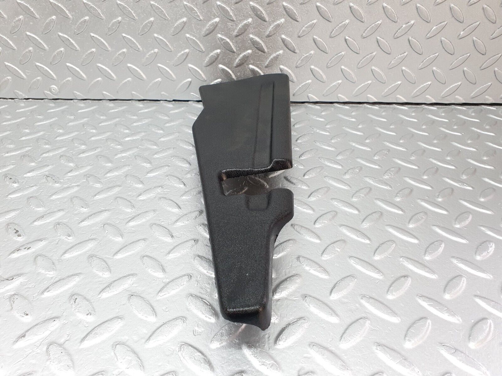 40788 Mercedes-Benz W123 300D Front Right Seat Cover Trim Black 1239100618