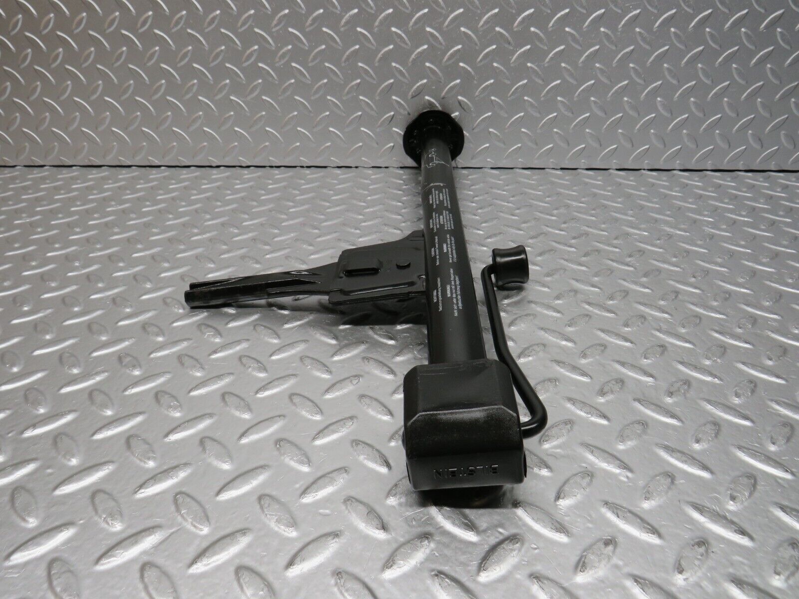 31699 Mercedes-Benz W201 190LE 1.8L Car Jack Bilstein 1245830315