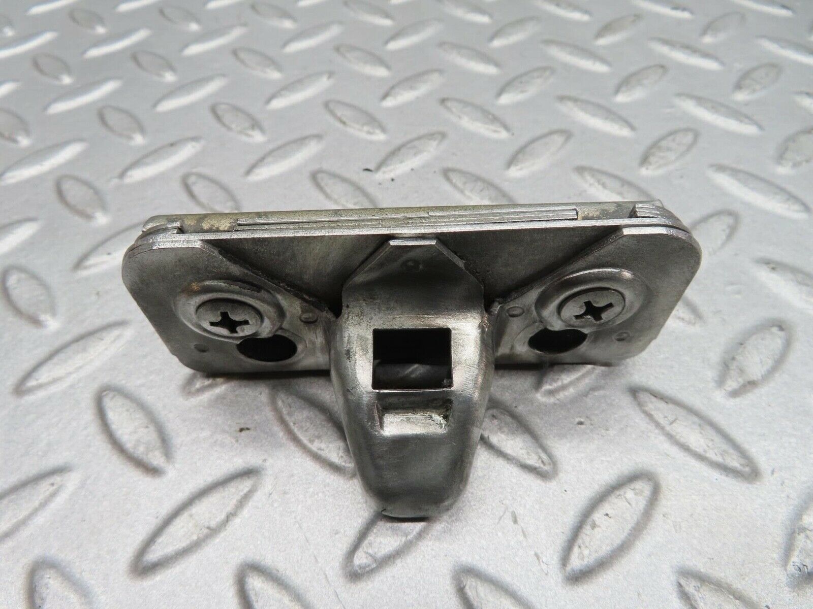 12462 Mercedes-Benz W108 280SE 3.5 Trunk Lock Latch