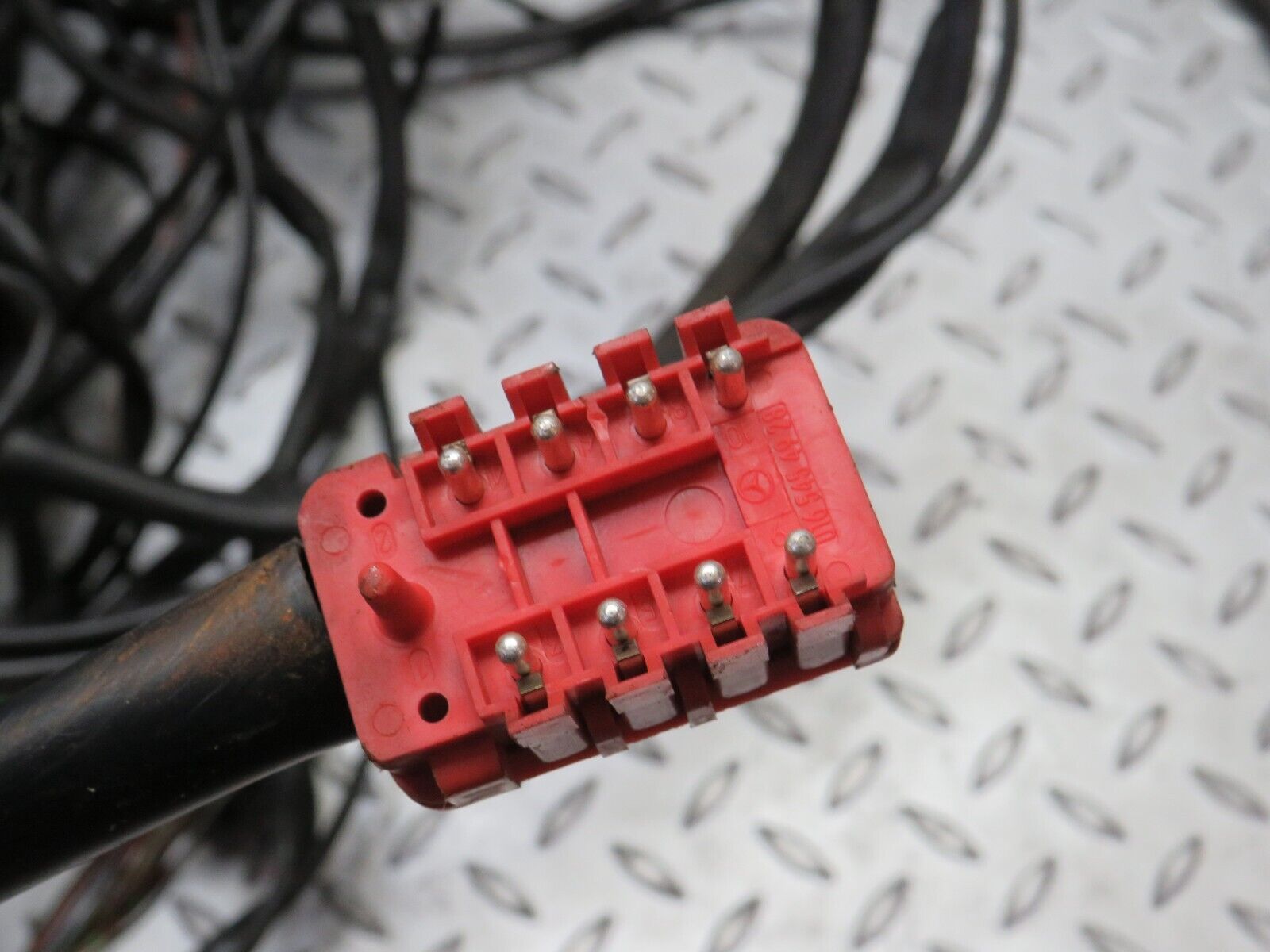 31606 Mercedes-Benz W201 190LE 1.8L Engine Wire Wiring Harness 2015402032 201540263