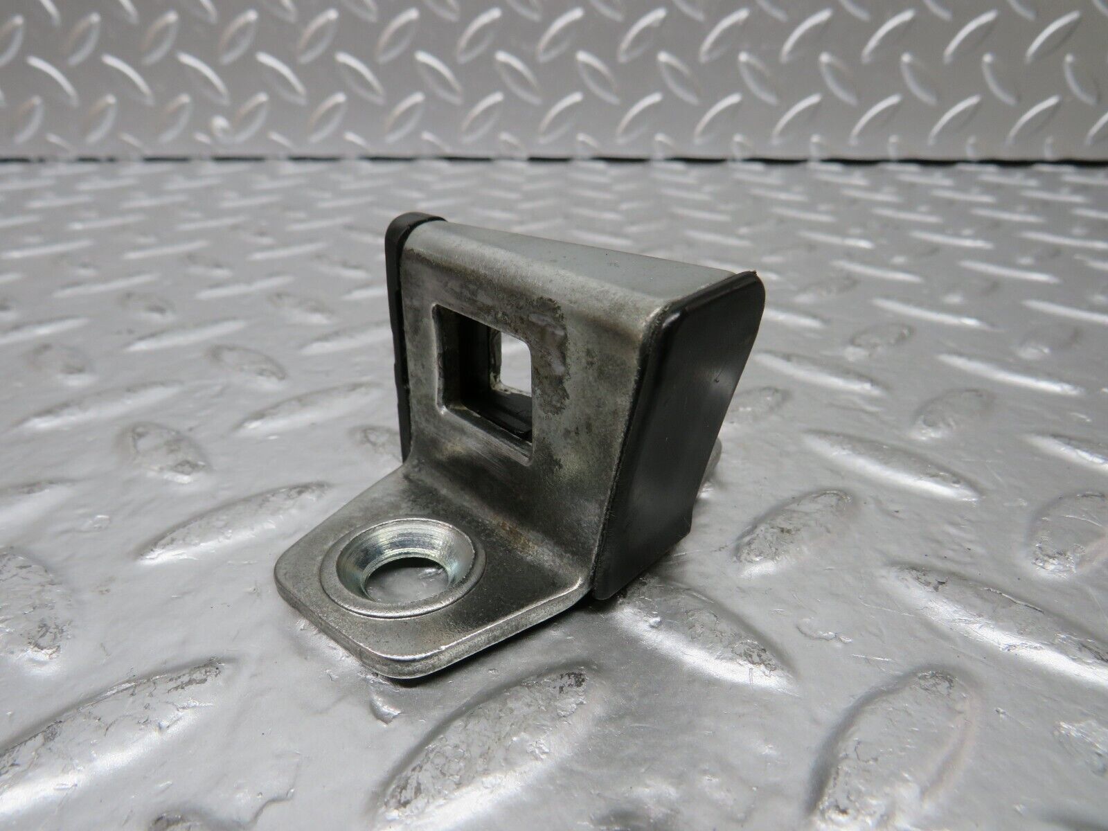 25185 Mercedes-Benz W201 190D Door Lock Latch