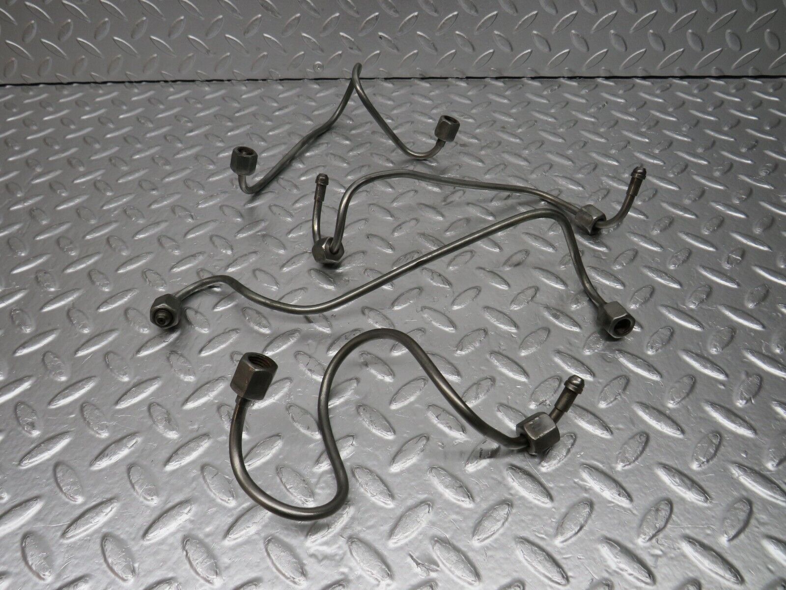 32940 Mercedes-Benz W123 300D Fuel Line Hose Set