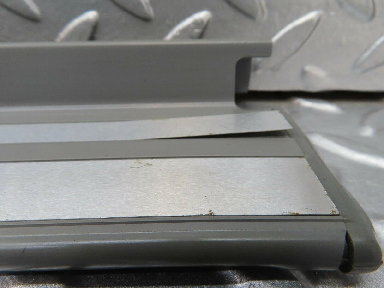 16443 Mercedes-Benz W124 260E Rear Left Door Sill Trim Grey