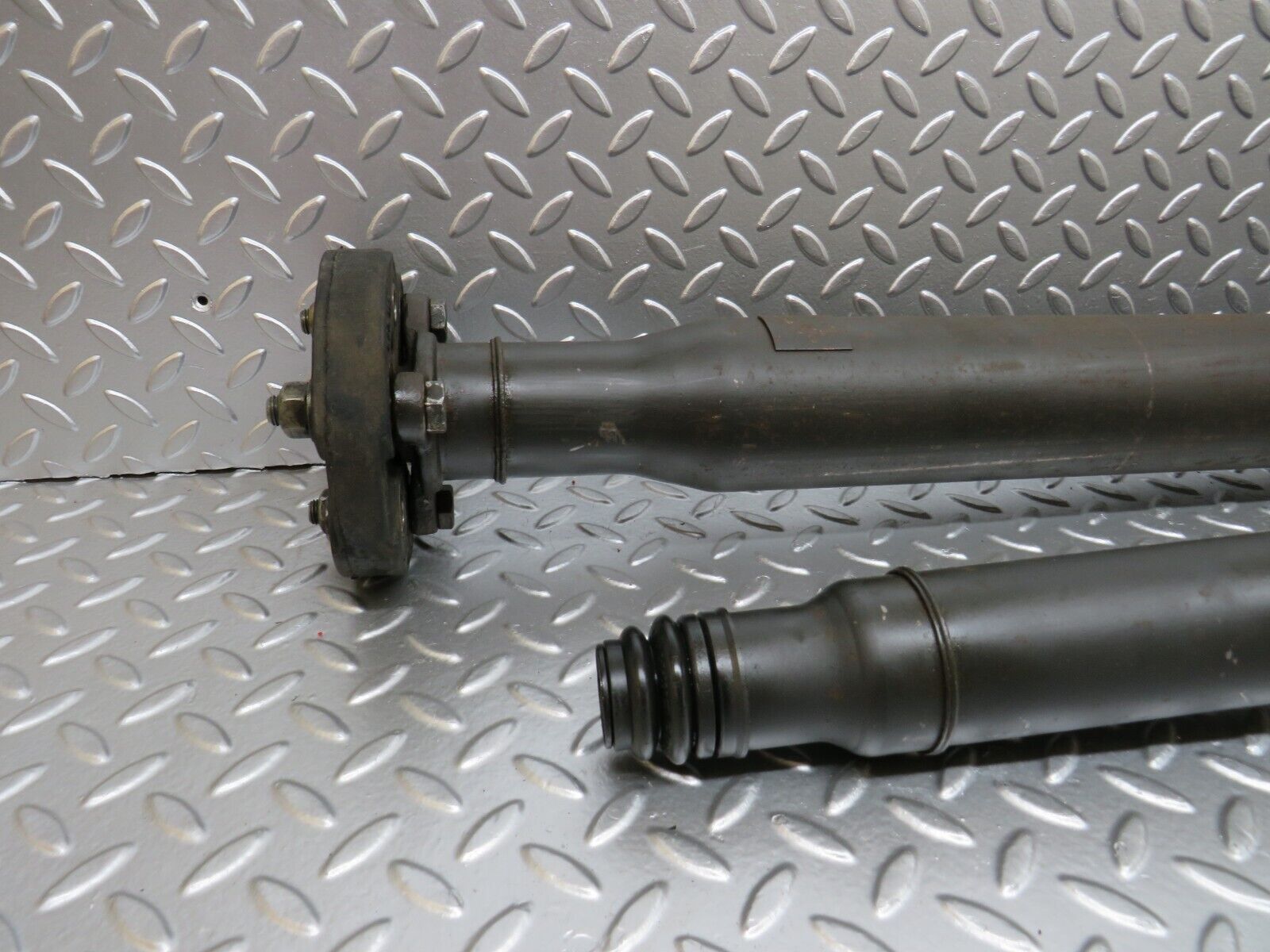 24842 Mercedes-Benz W140 SEL320 LWB Prop Shaft