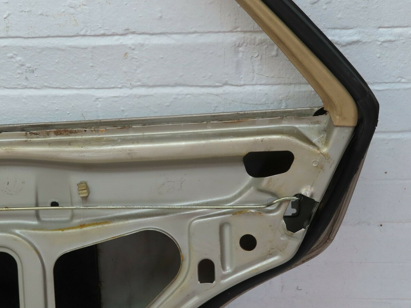 5418 Mercedes-Benz W124 230E Rear Right Door