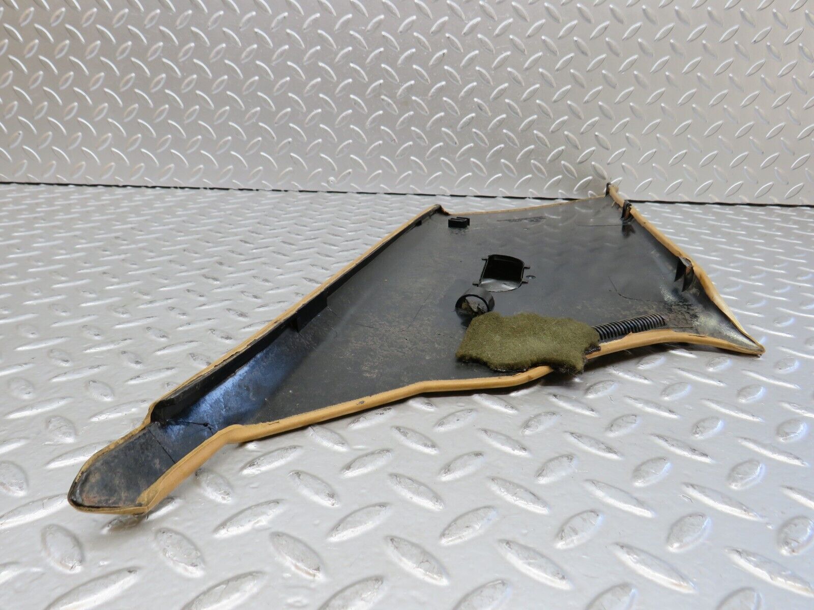 28561 Mercedes-Benz W123 230E C Pillar Panel Right Side Palomino 1236900425