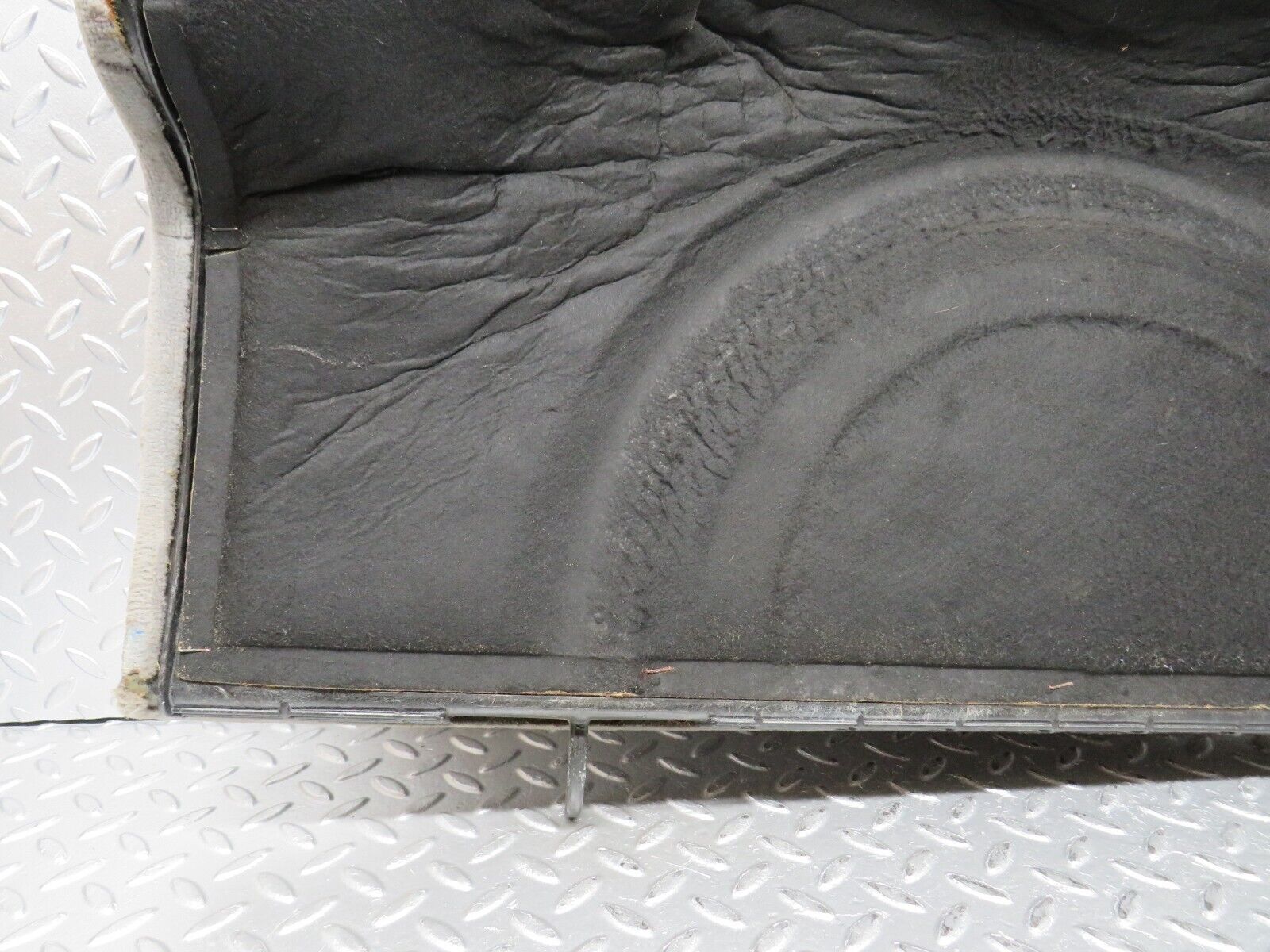 31189 Mercedes-Benz S124 220TE Wagon Trunk Side Panel Cover Left Grey