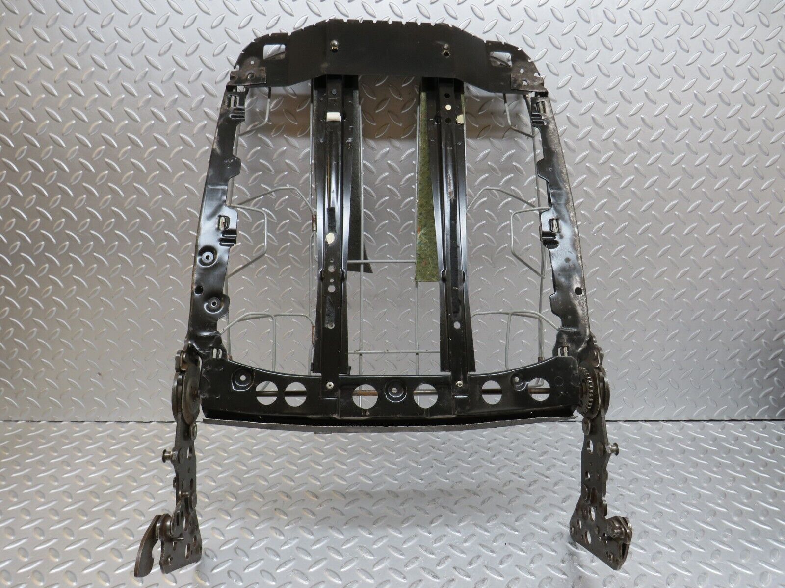 37156 Mercedes-Benz C126 420SEC Coupe Front Right Driver Electric Seat Backrest