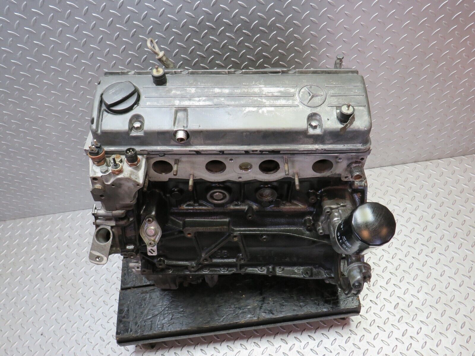 31901 Mercedes-Benz W201 190LE 1.8L Complete Engine 1020113601 M102.910