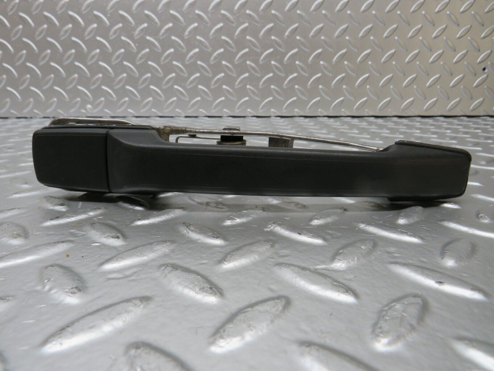 25209 Mercedes-Benz W201 190D Exterior Door Handle Rear Right