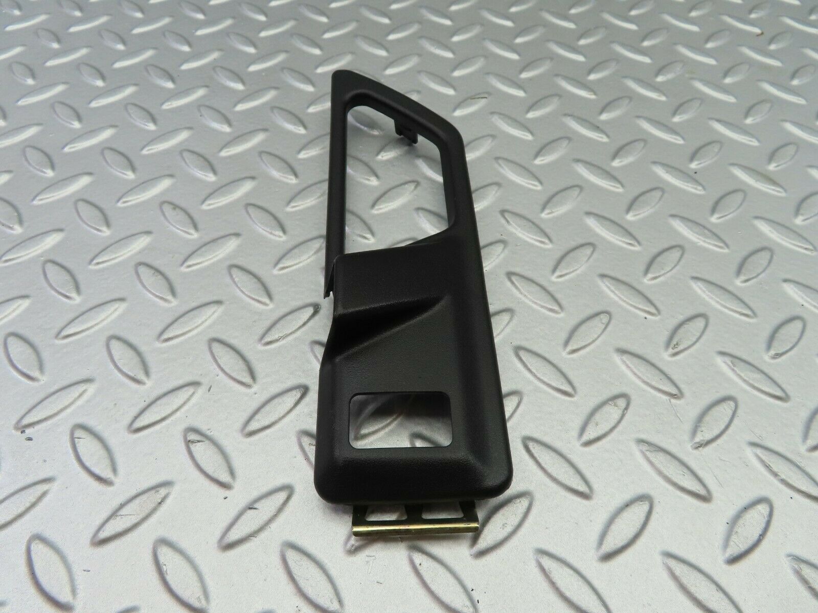 6433 Mercedes-Benz S124 E220 Wagon Door Opener Frame Rear Right