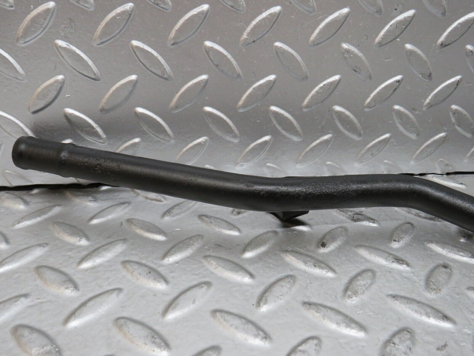 29130 Mercedes-Benz C124 320CE Coupe Water Cooling Pipe