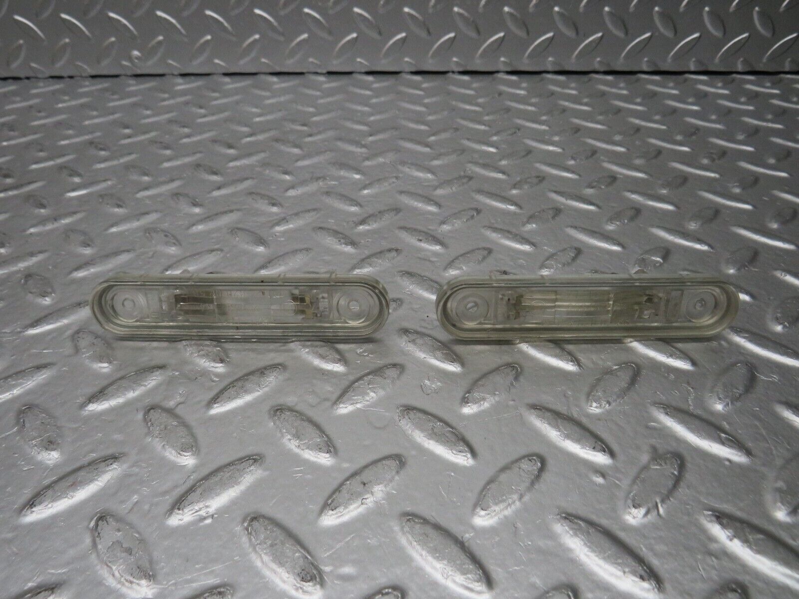 29556 Mercedes-Benz W124 230E Rear License Plate Light 1248200256