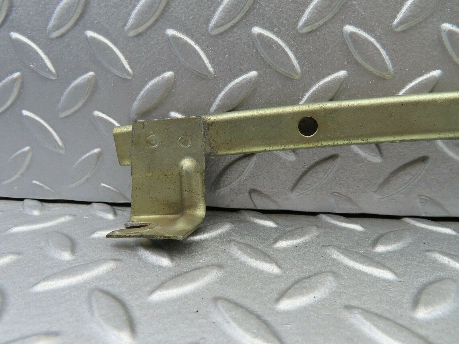 6223 Mercedes-Benz W126 380SE Rear Right Window Channel