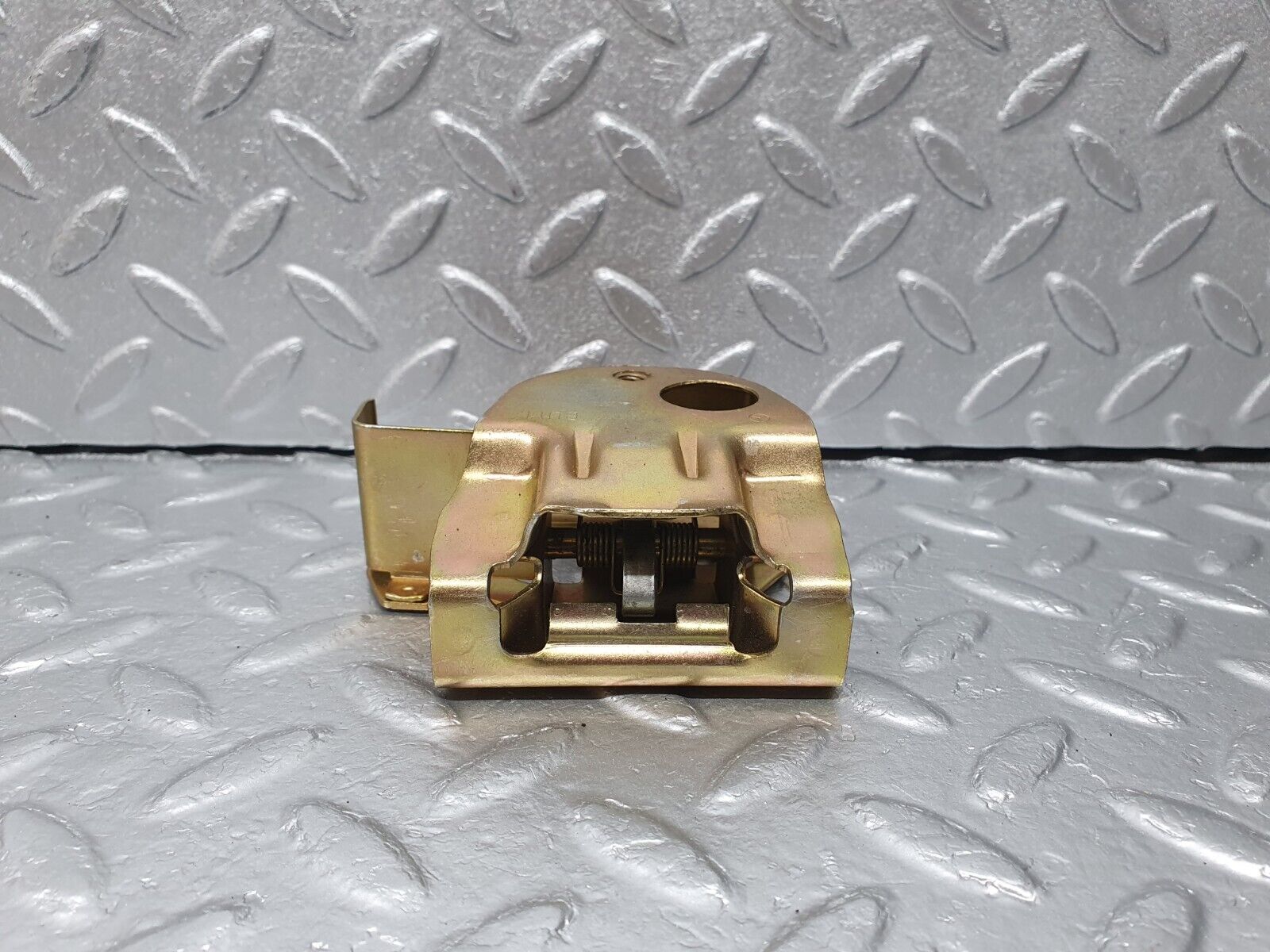 41281 Mercedes-Benz W126 300SE Trunk Lock