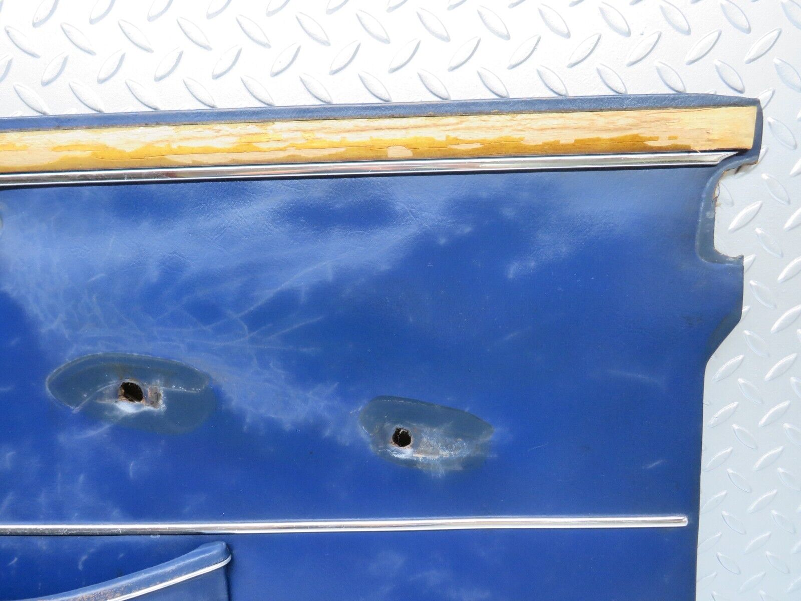 37285 Mercedes-Benz W109 300SEL Front Right Door Card Blue