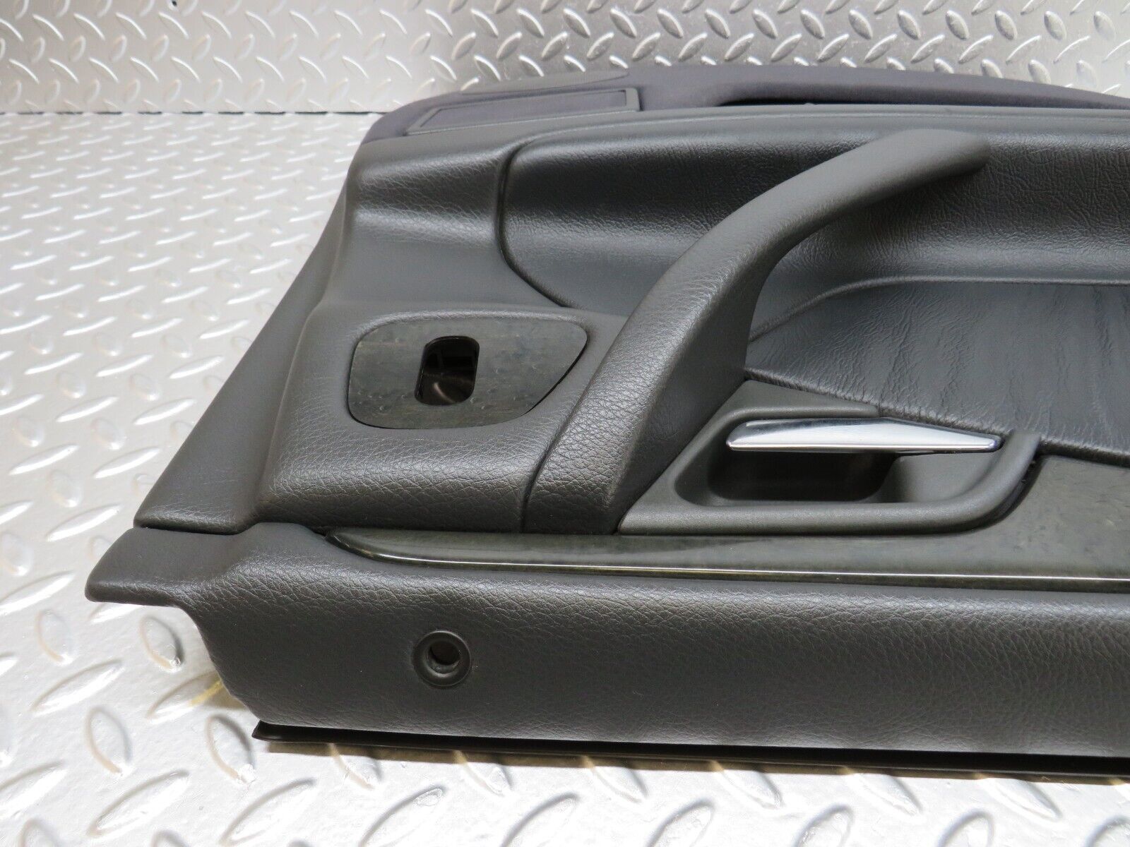 34732 Mercedes-Benz W210 320E Rear Left Door Card 2107374171