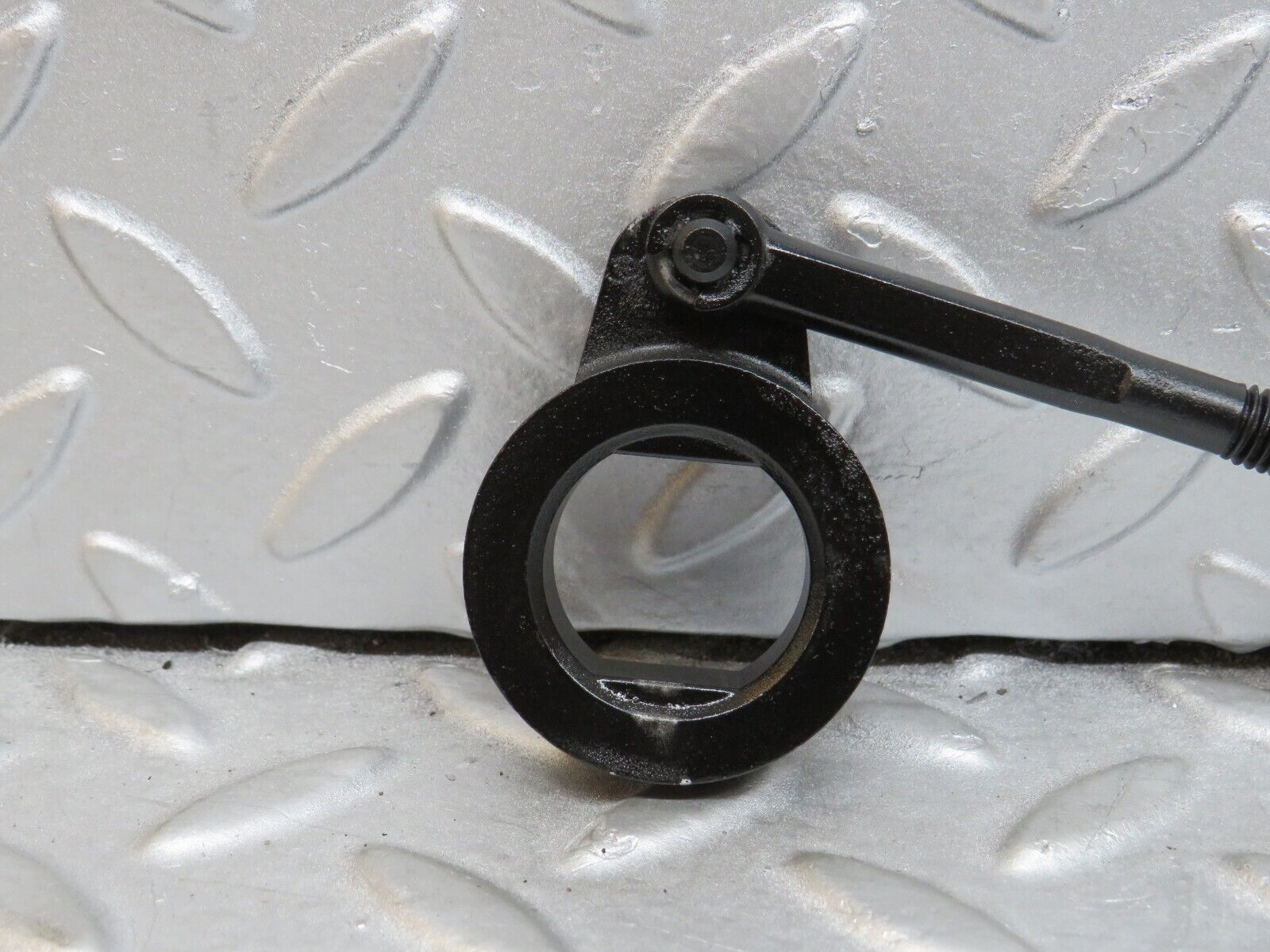 38117 Mercedes-Benz A124 320E Cabriolet Alternator Generator Tensioner