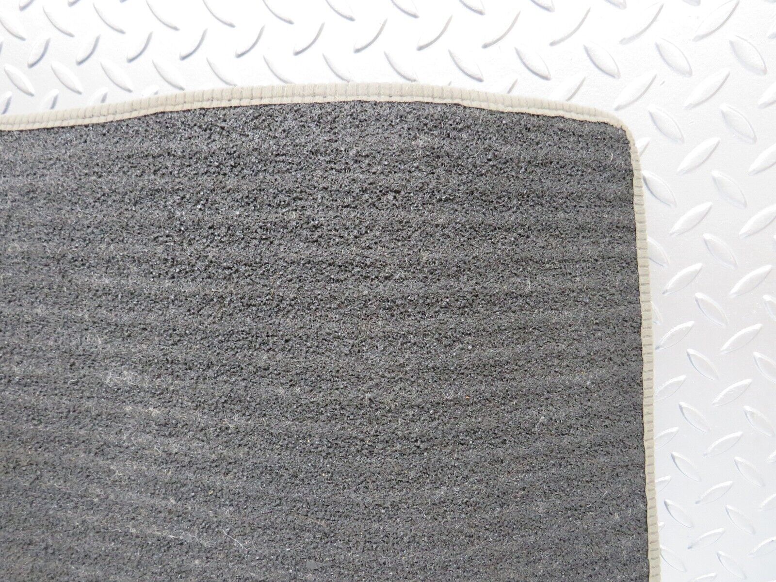 32333 Mercedes-Benz S124 300TE Wagon Front Left Passenger Carpet Mat Grey