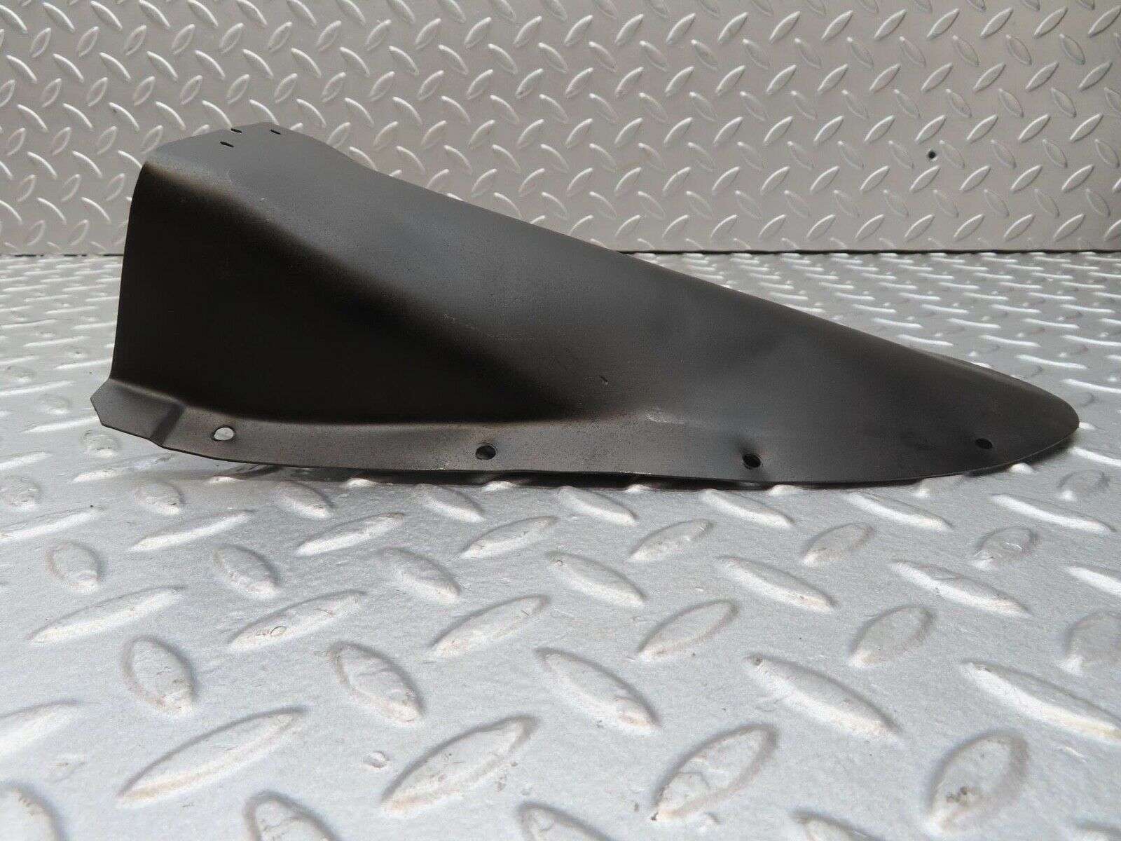 13345 Mercedes-Benz W111 220S Floor Covering Front Cover Plate