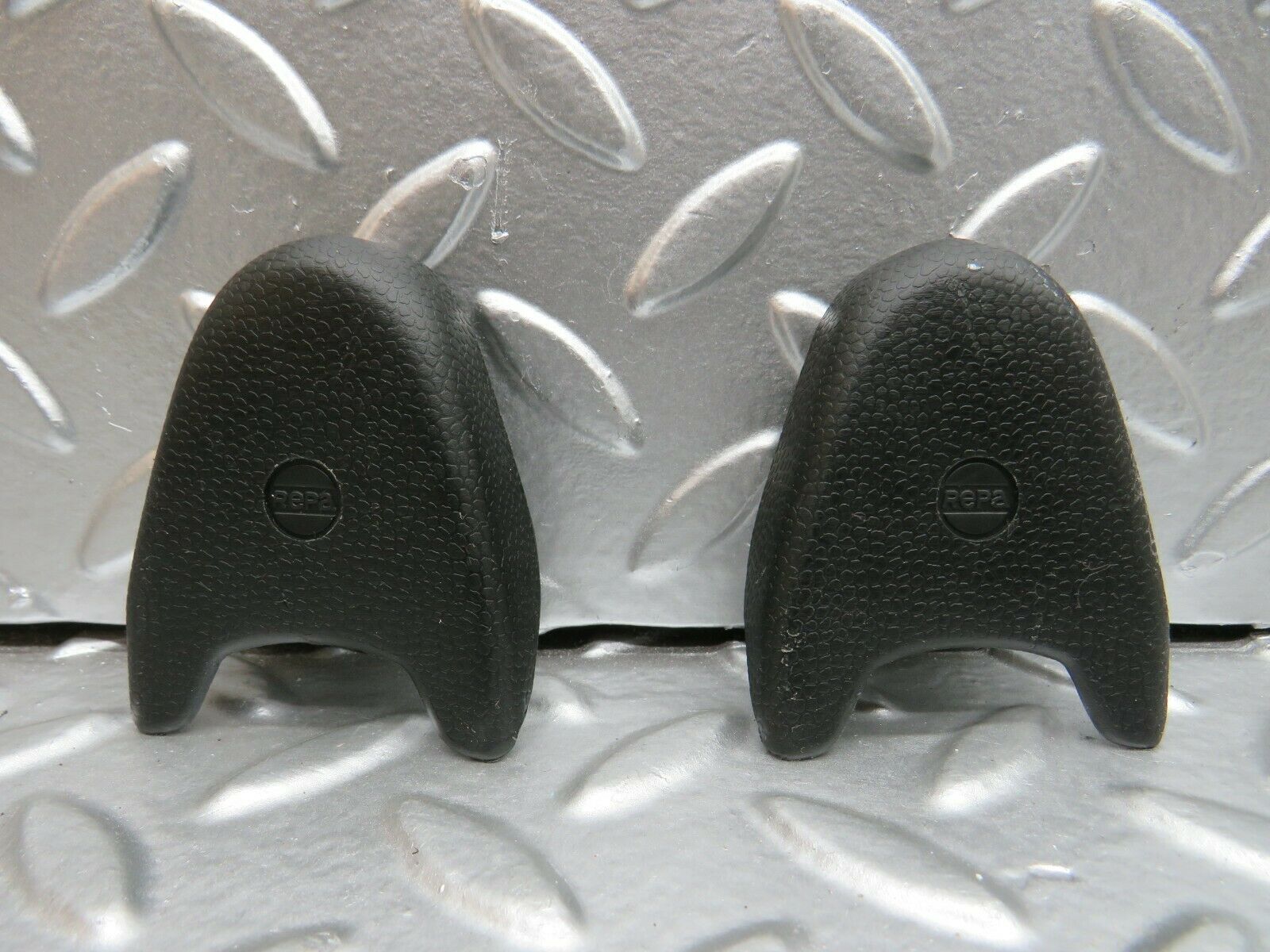 24061 Mercedes-Benz W123 280E Seat Belt Plastic Cap Pair 0008680430