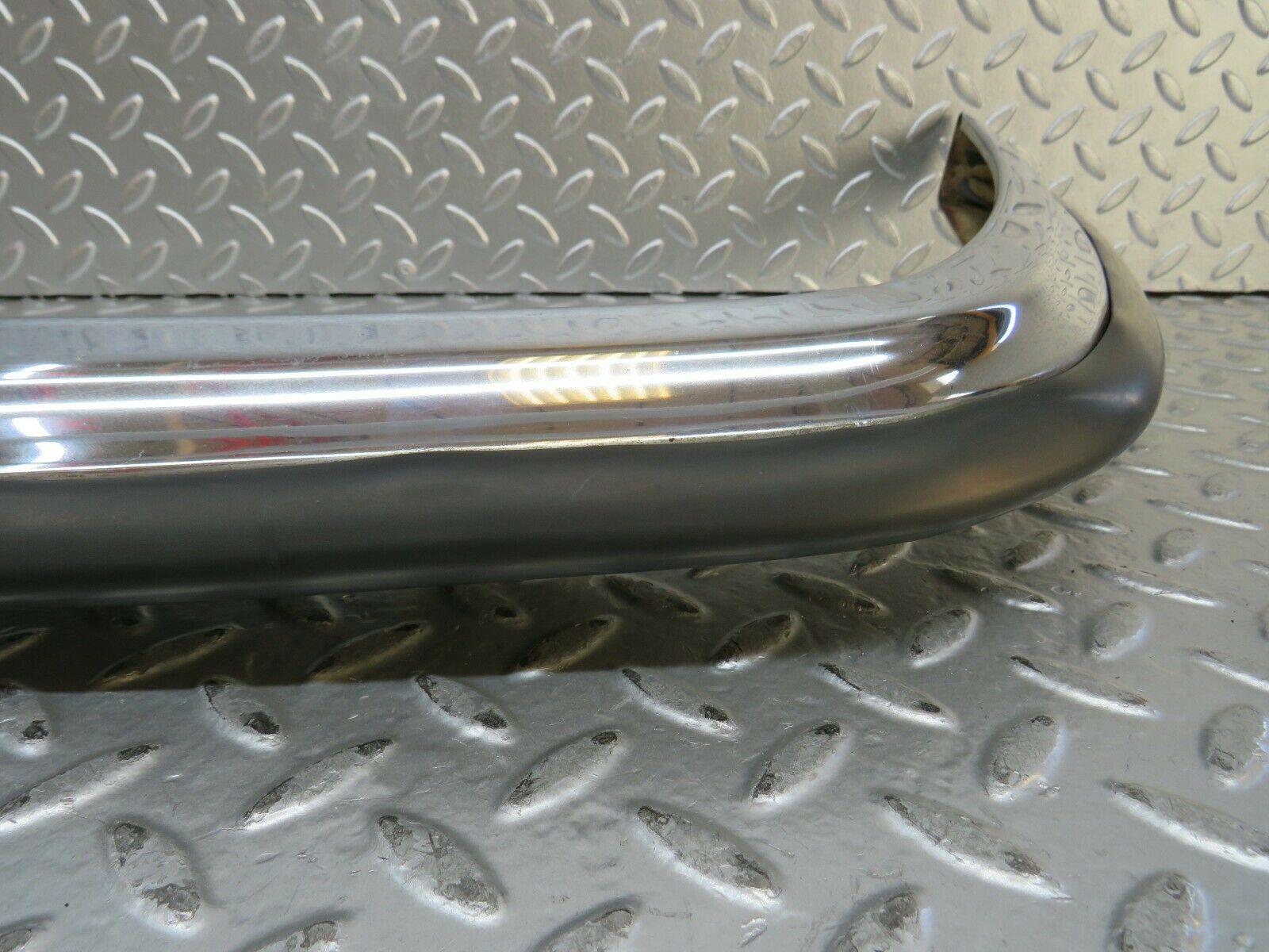 23240 Mercedes-Benz W116 350SE Front Left Upper Bumper Corner 1168800170