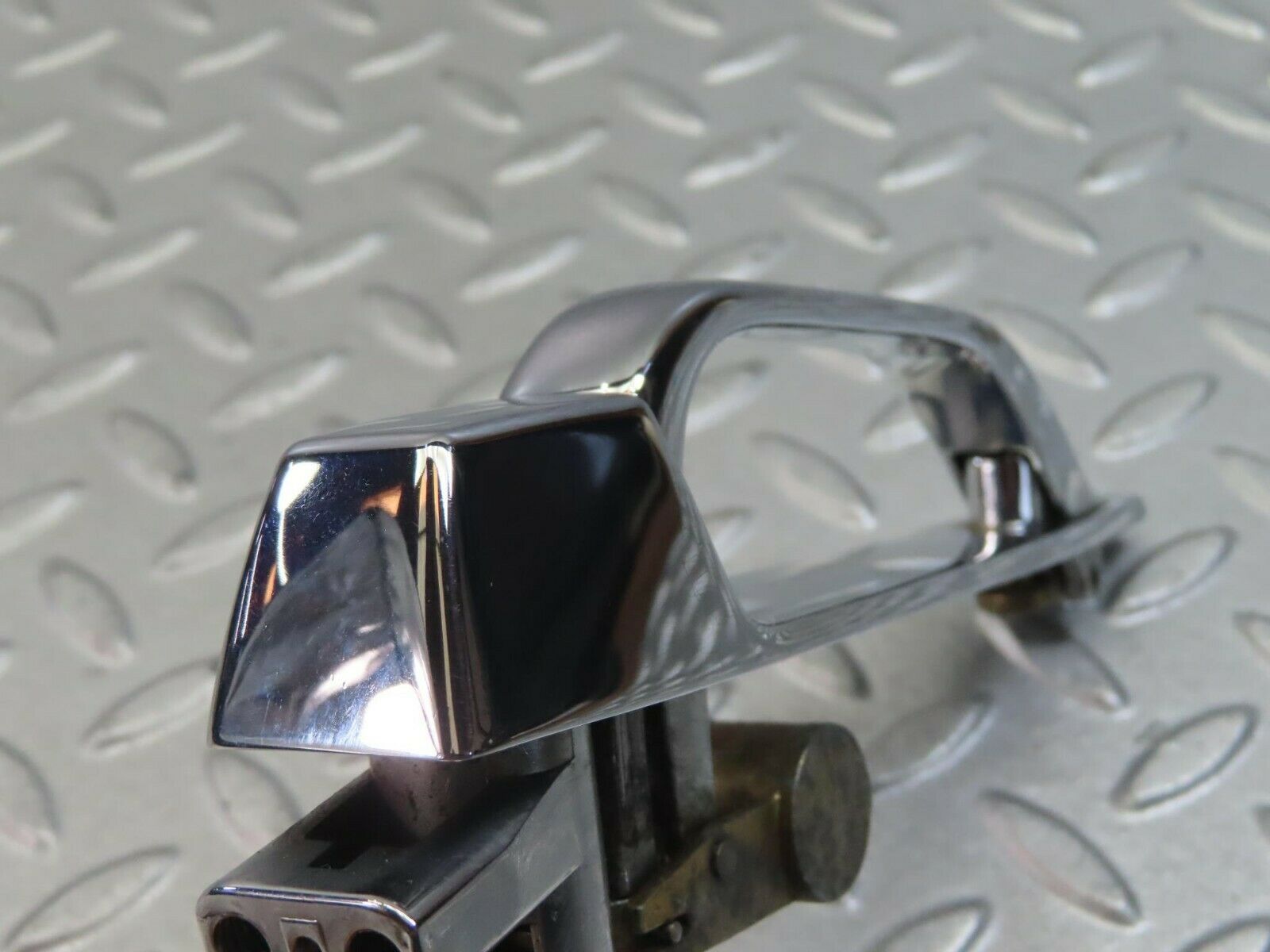 8750 Mercedes-Benz W116 Chrome Door Handle Rear Right 1167600059