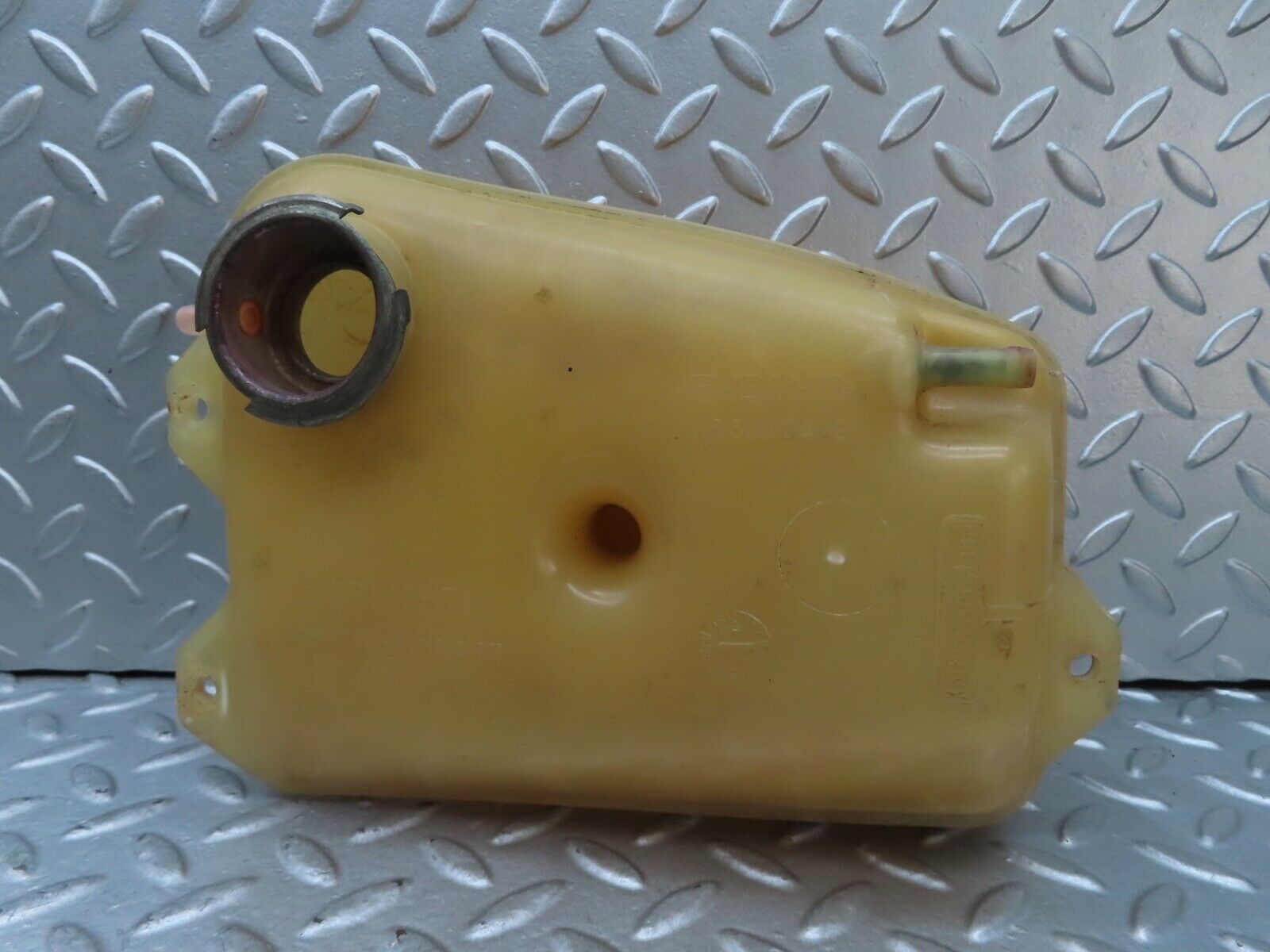 17612 Mercedes-Benz W116 450SEL Coolant Tank Reservoir 1165000449
