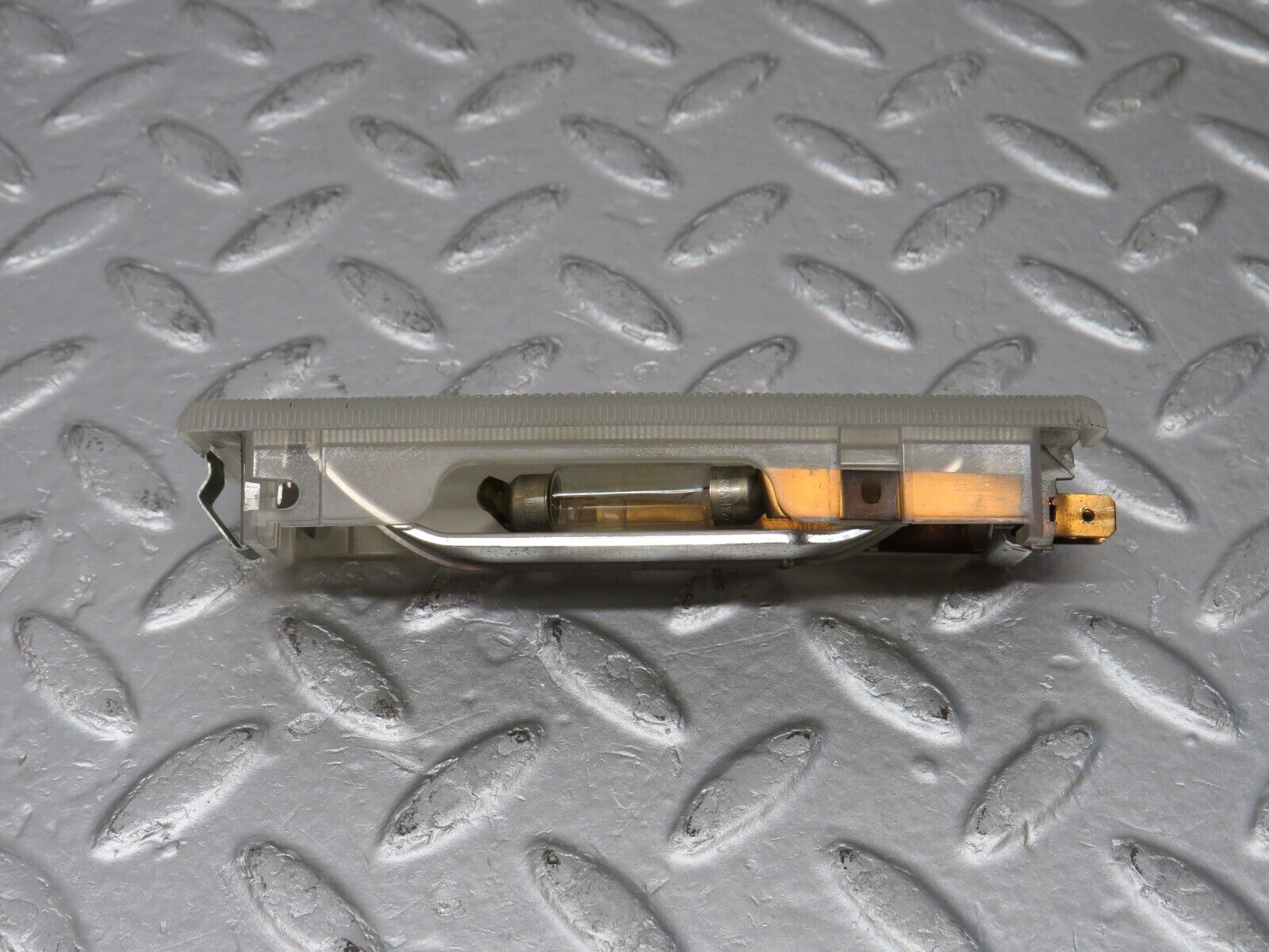 38838 Mercedes-Benz W201 190E 2.6L Rear Interior Dome Light 0018200601