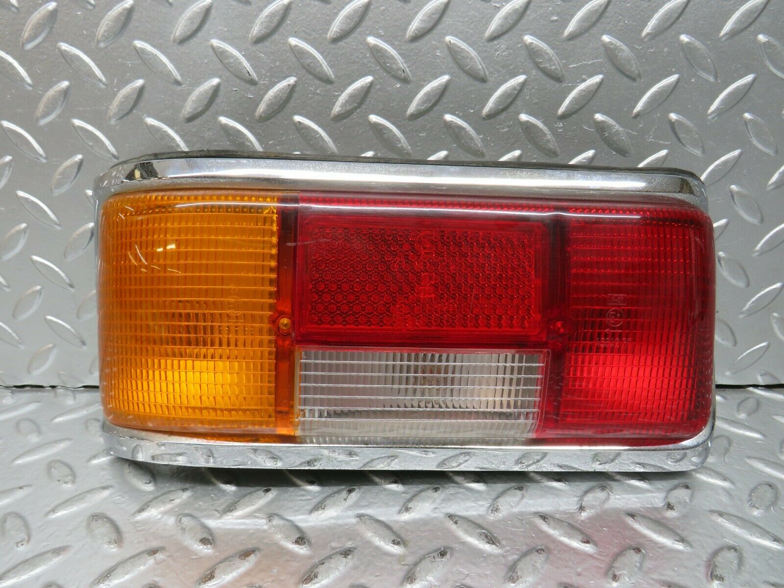 23550 Mercedes-Benz W114 280E Tail Light Left Side 1158202564