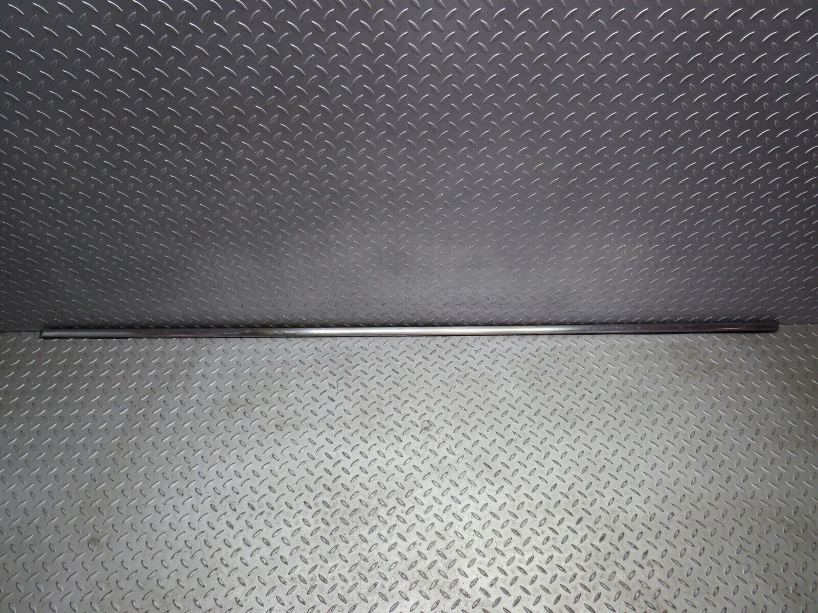 37441 Mercedes-Benz W109 300SEL Right Skirt Chrome Trim Strip