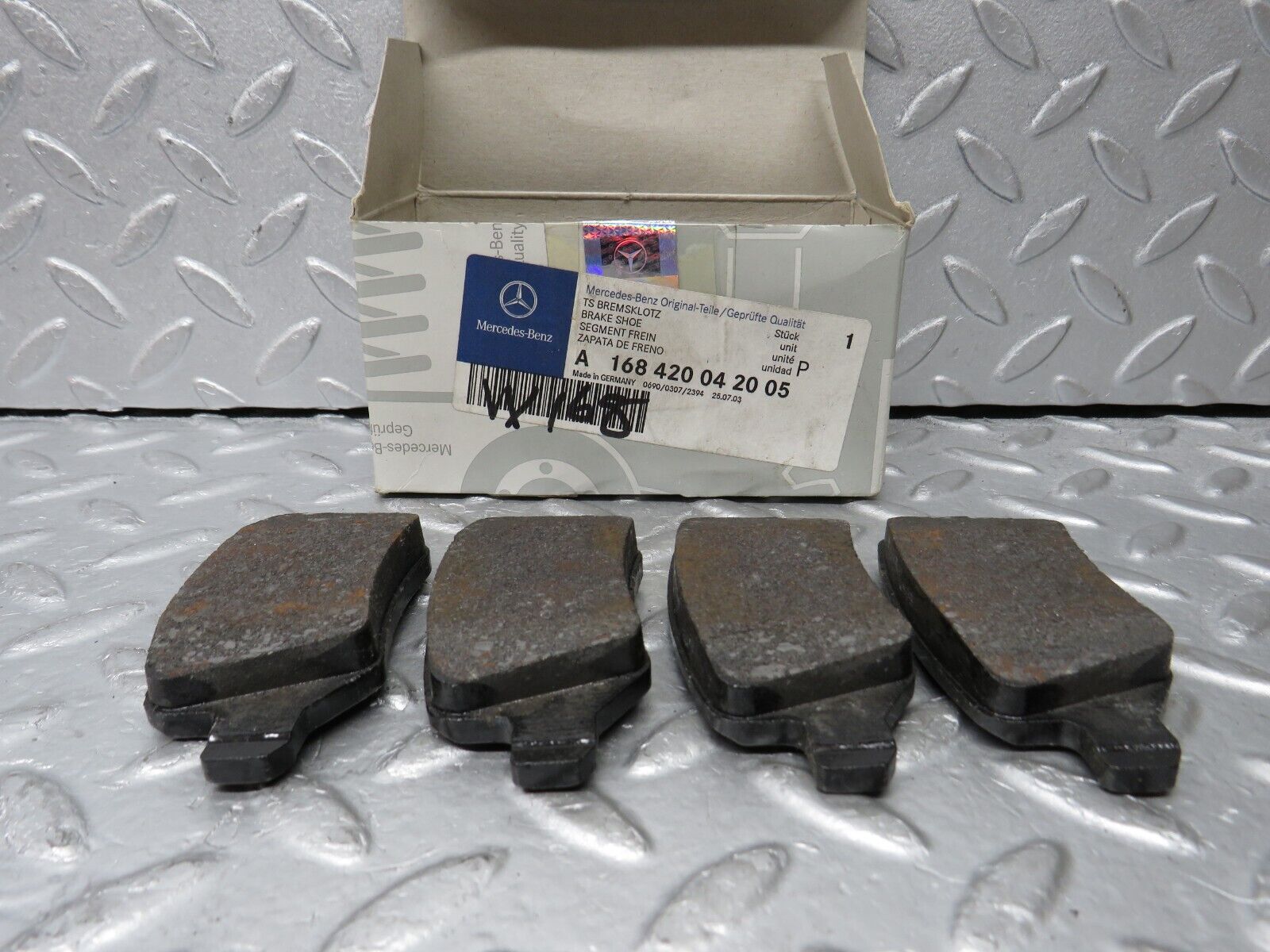 38208 Mercedes-Benz W168 Genuine Rear Brake Pads New 168420042005