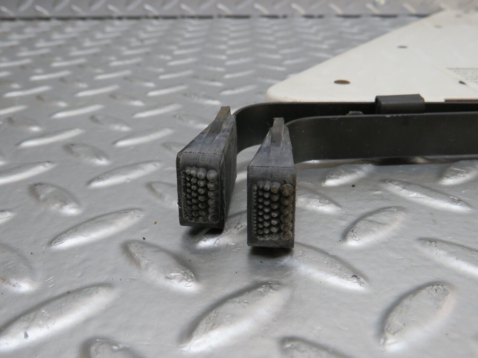 26388 Mercedes-Benz C124 220CE Warning Triangle 0005905412