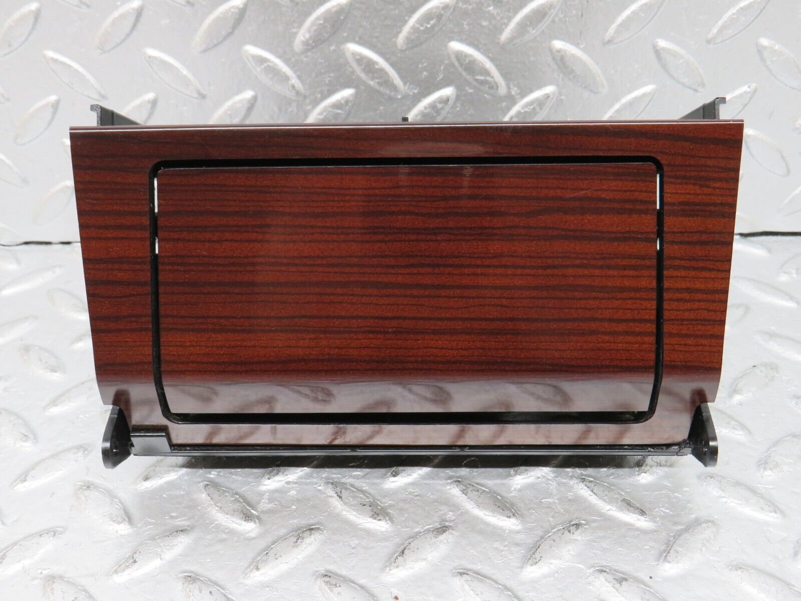 33270 Mercedes-Benz W202 C180 Centre Console Ashtray Wood Finish