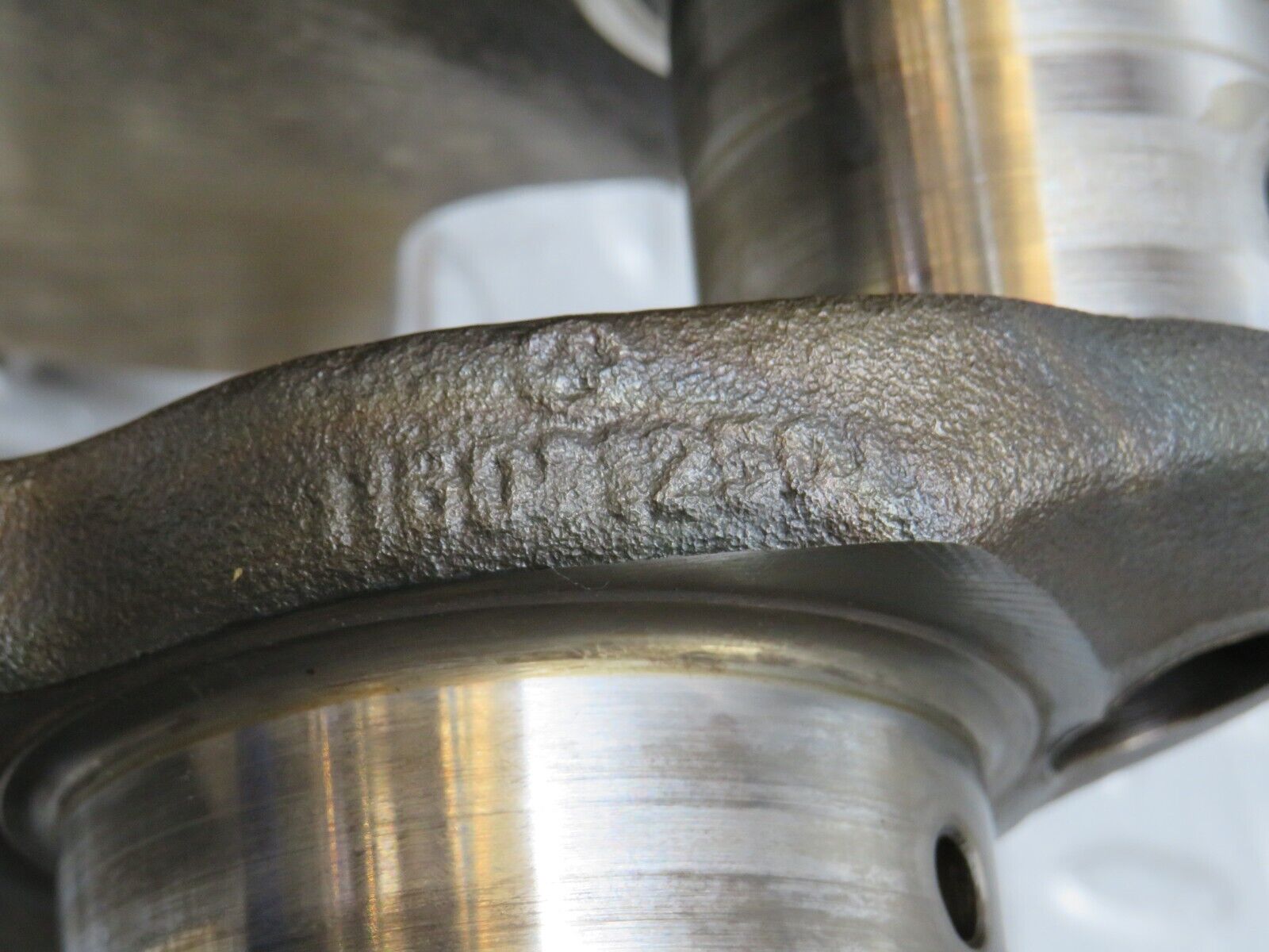 37151 Mercedes-Benz C126 420SEC Coupe Crankshaft 1160312501