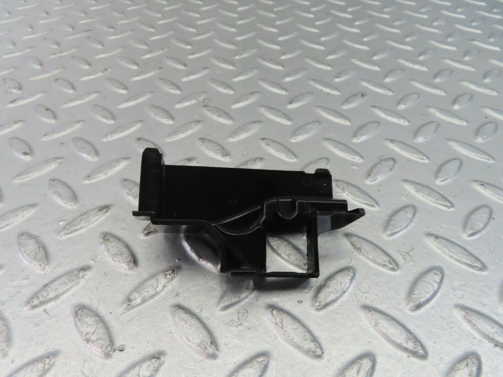 10398 Mercedes-Benz W201 190E Gear Selector Trim 1242670206