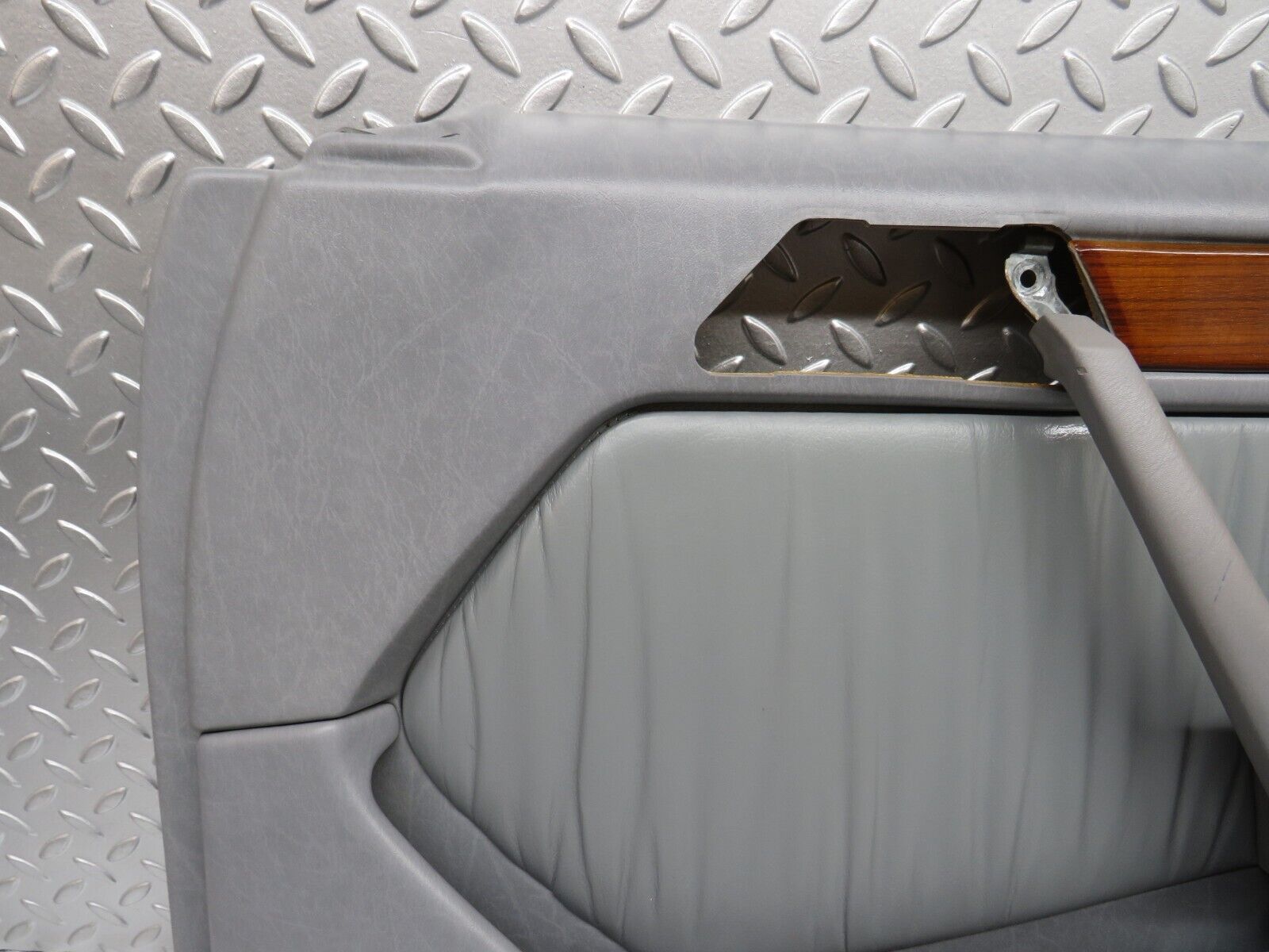 31178 Mercedes-Benz S124 220TE Wagon Front Right Door Card Grey