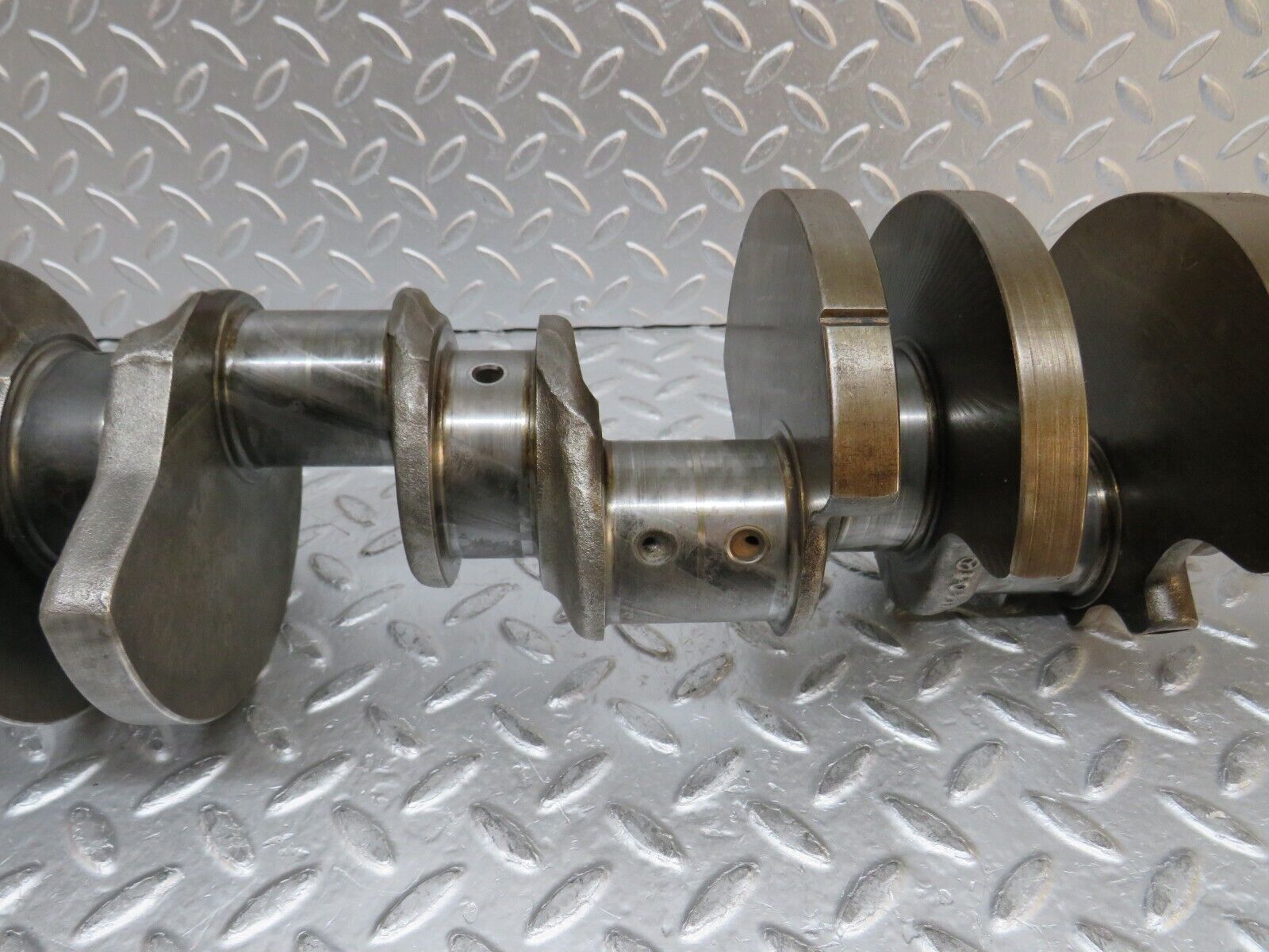 0210 Mercedes-Benz W116 350SE Crankshaft 1160311601