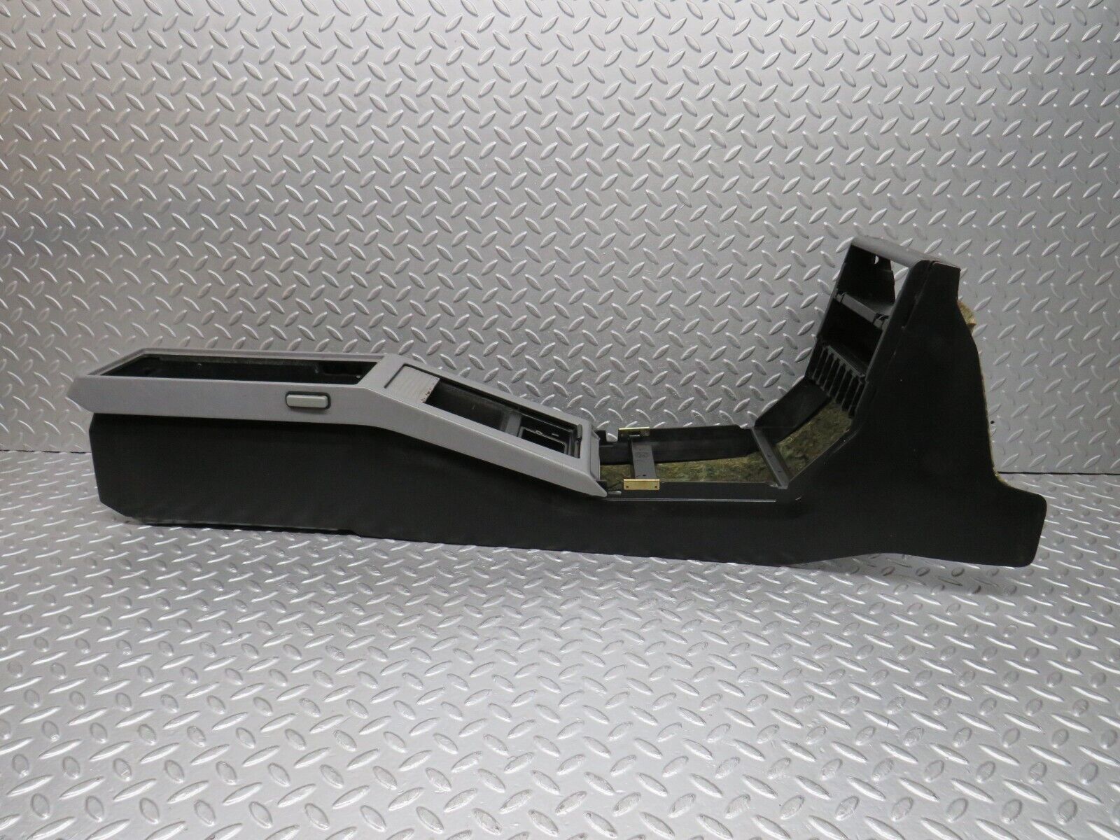 39554 Mercedes-Benz R129 320SL Coupe Centre Console 1296830000
