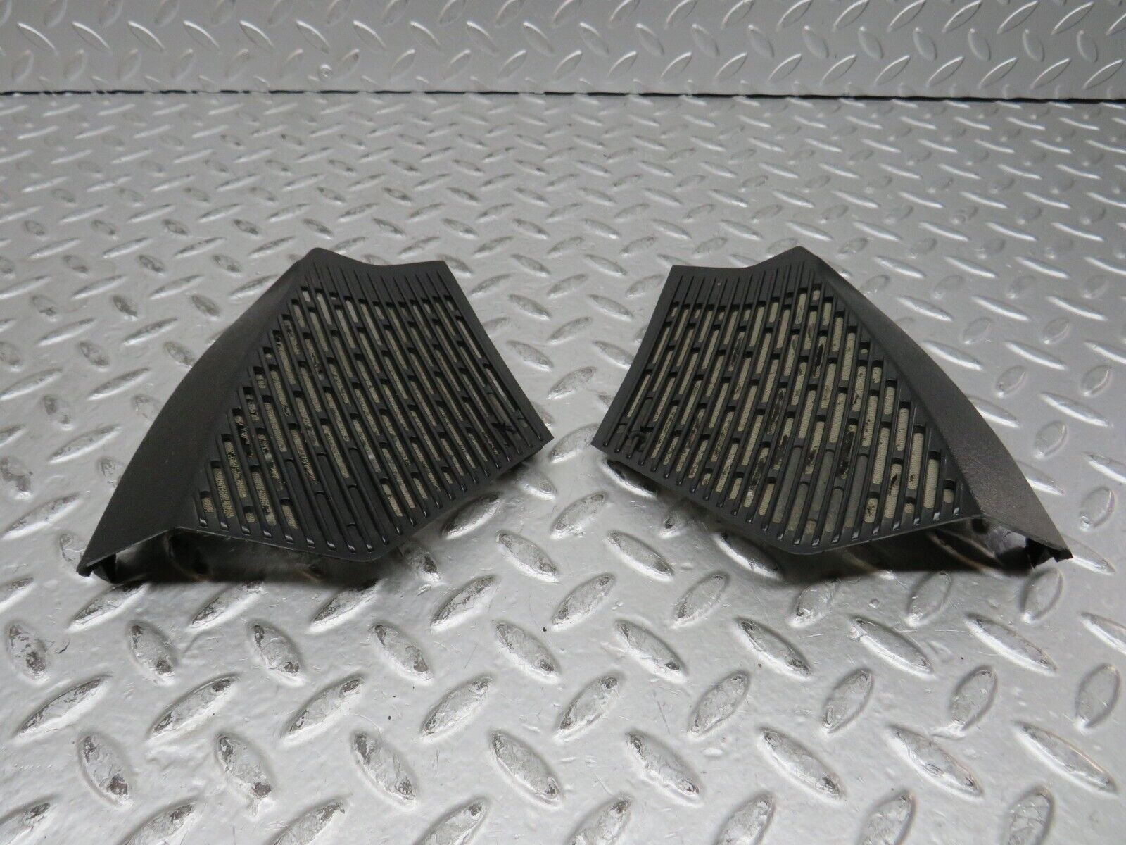 28599 Mercedes-Benz W123 240D Dashboard Speaker Covers 1236802707 1236802807