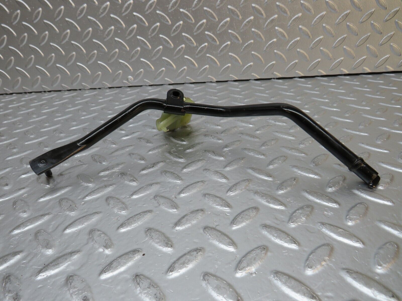 30637 Mercedes-Benz W201 190E 2.0L Accelerator Pedal Linkage 2013010118