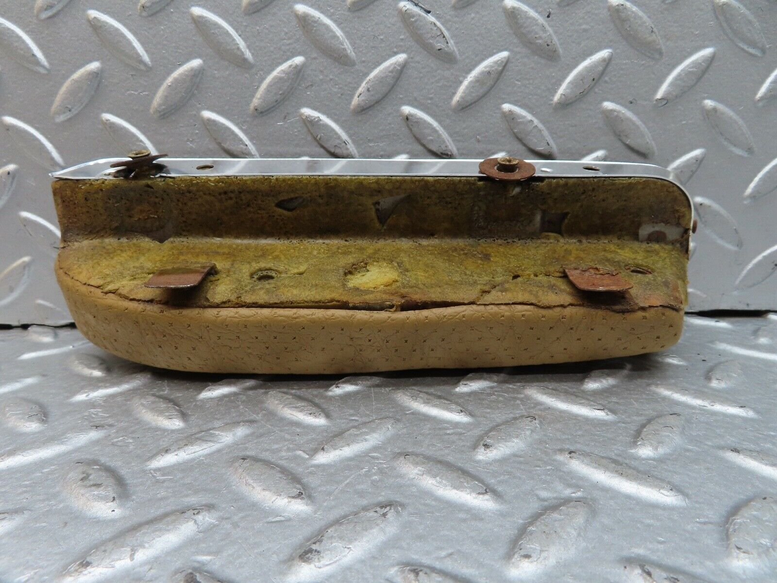 0753 Mercedes-Benz C107 350SLC Coupe Rear Right Card Panel Arm Rest Beige